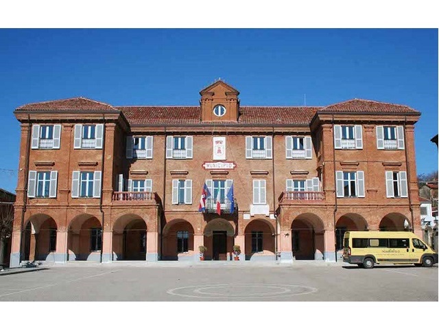 Castelnuovo Belbo | Cerimonia di consegna Costituzione Italiana ai diciottenni